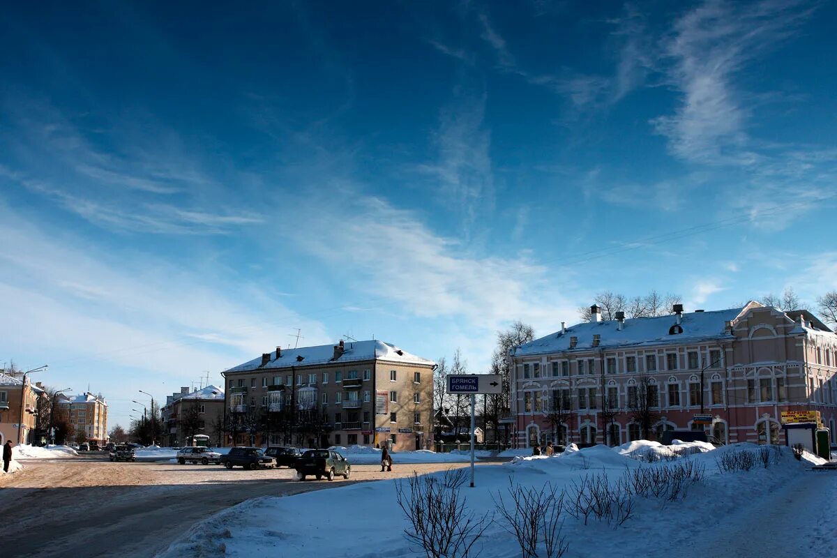 наш город клинцы. клинцы в реальном времени. клинцы в реальном времени. площадь города клинцы брянская область. клинцы вечер.