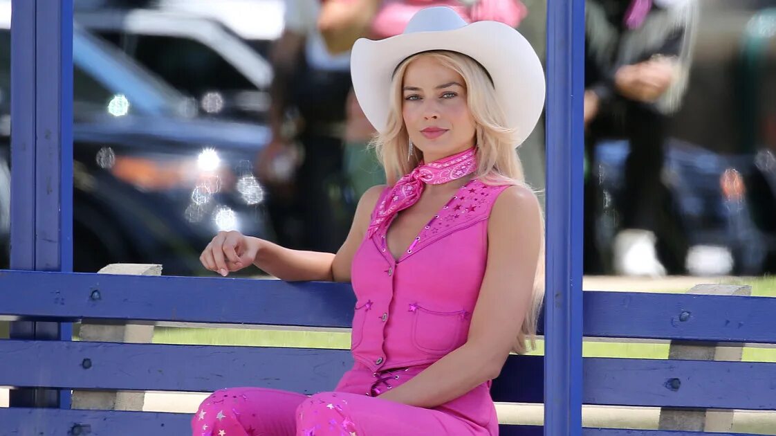 марго робби. розовая роль марго робби. марго робби. марго робби робби. розовая роль марго робби.