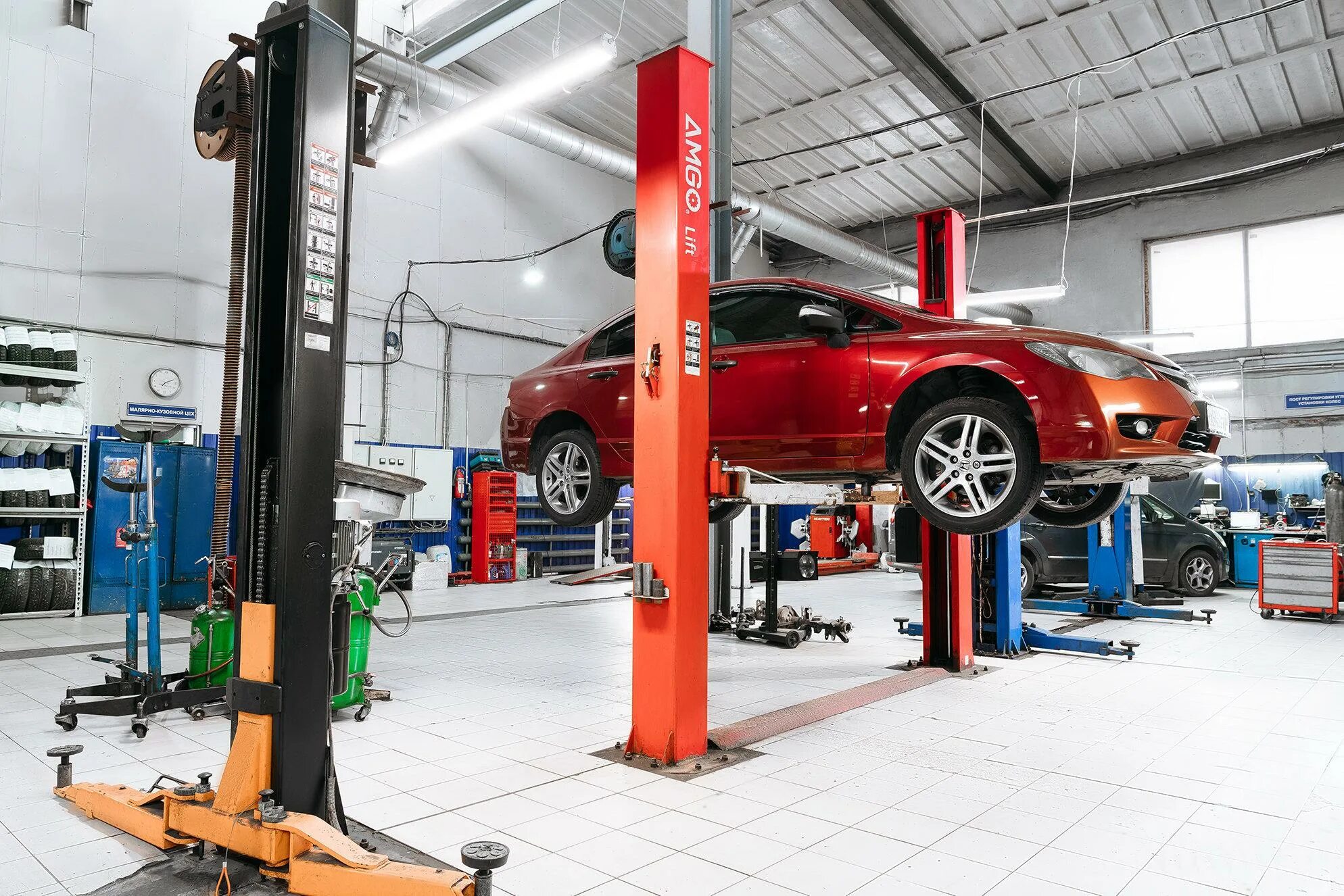 Со автосервис. Автосервис сто. красивый автосервис. обустройство автосервиса. оборудование для автосервиса.