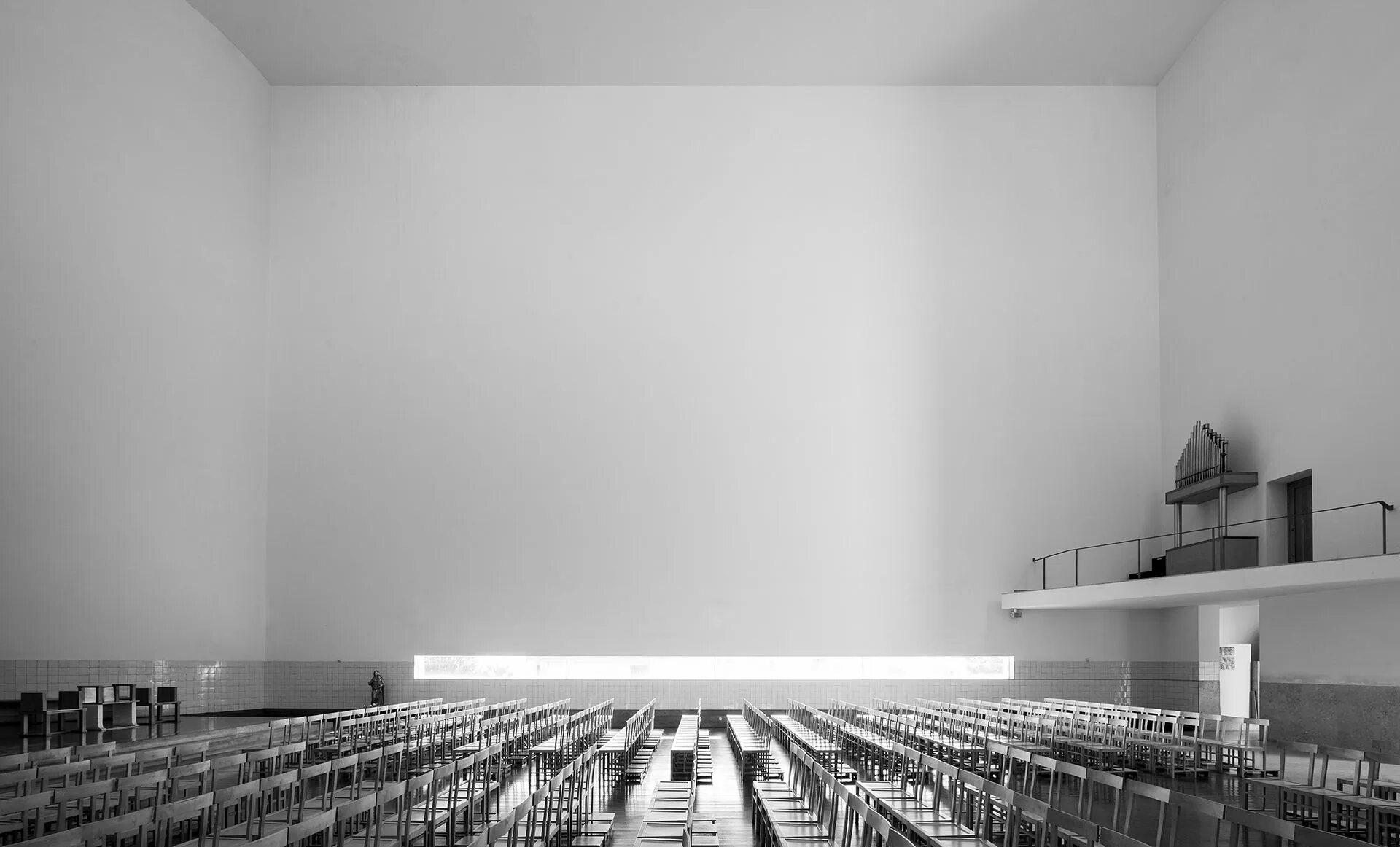 Nadir Afonso Contemporary Art Museum / Álvaro Siza Vieira. Siza ru полная