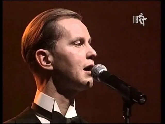 Oops i did it again max raabe