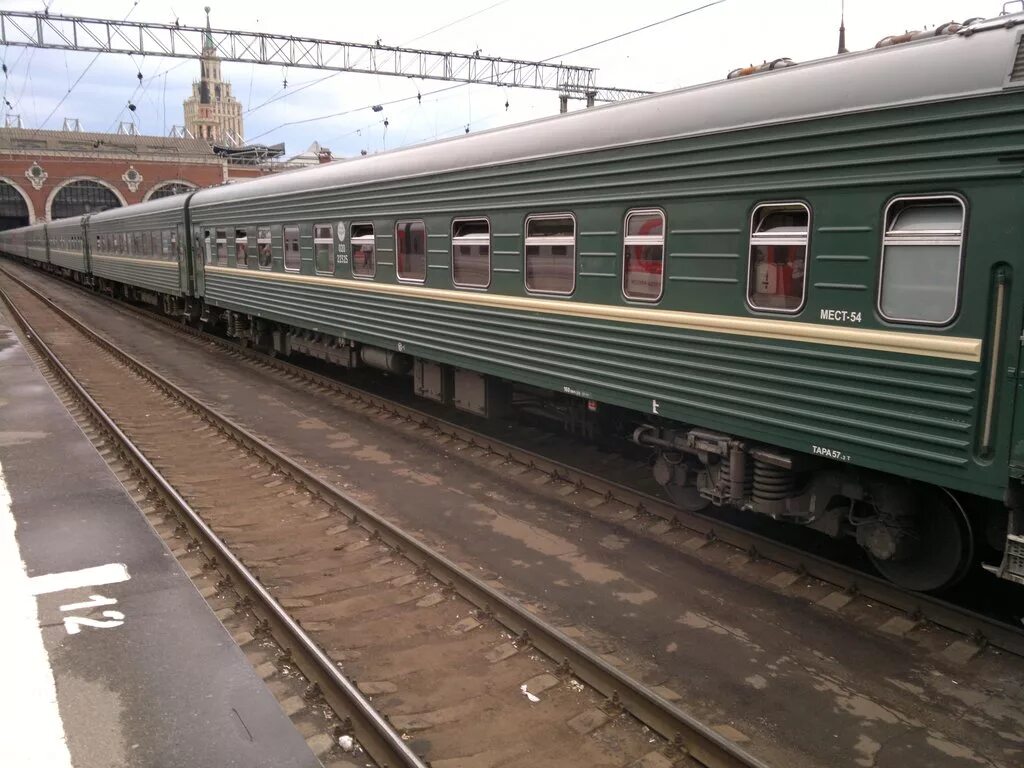 Лучшие поезда москва адлер. Поезд 202 Москва Адлер. Поезд 202м Москва Адлер. 083м Москва Адлер вагон. Поезд 102 Москва Адлер.