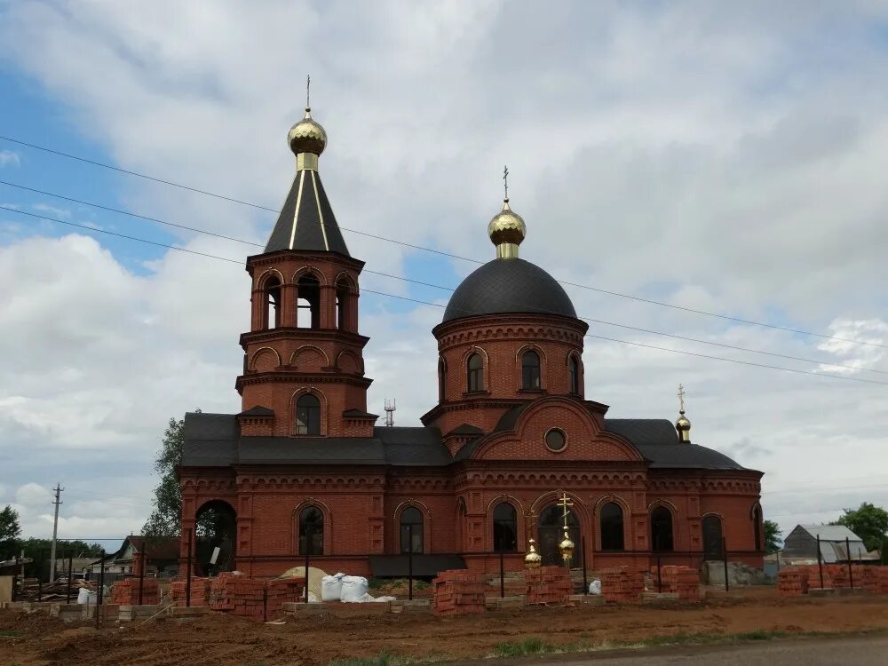 Новочеркасск Оренбургская область Саракташский район. Село Новочеркасск Саракташского района. Храм в Новочеркасске Оренбургская область. Храм иконы Казанской Божией матери Новочеркасск.