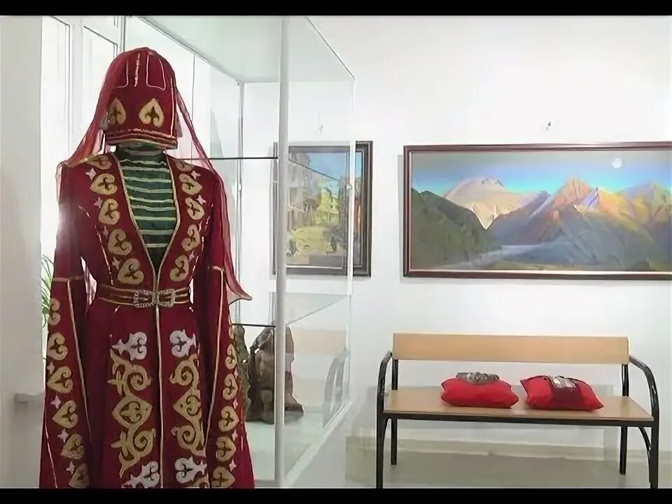 Карачаево-черкесский краеведческий музей. Музей черкесской культуры. Карачаево-черкесский краеведческий музей. Карачаево черкесский музей. Карачаево черкесский музей.