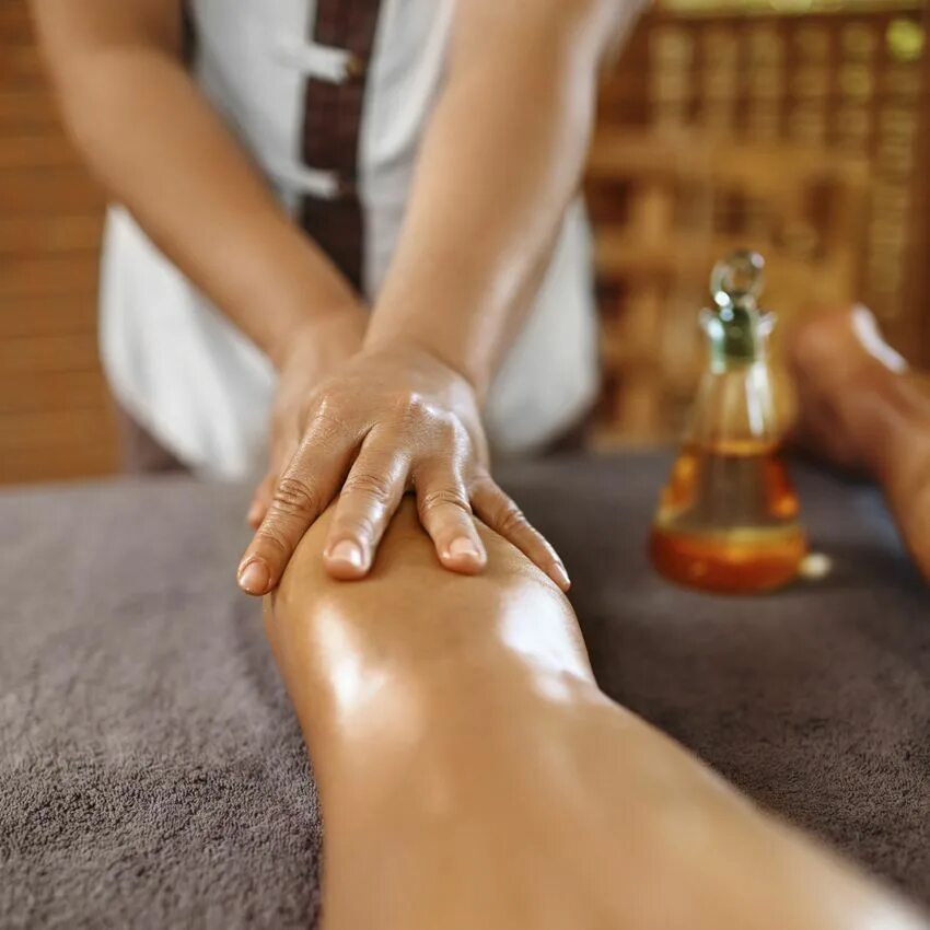 Style massage. Тайский массаж. Спа процедуры. Масляный массаж. Масло для массажа.