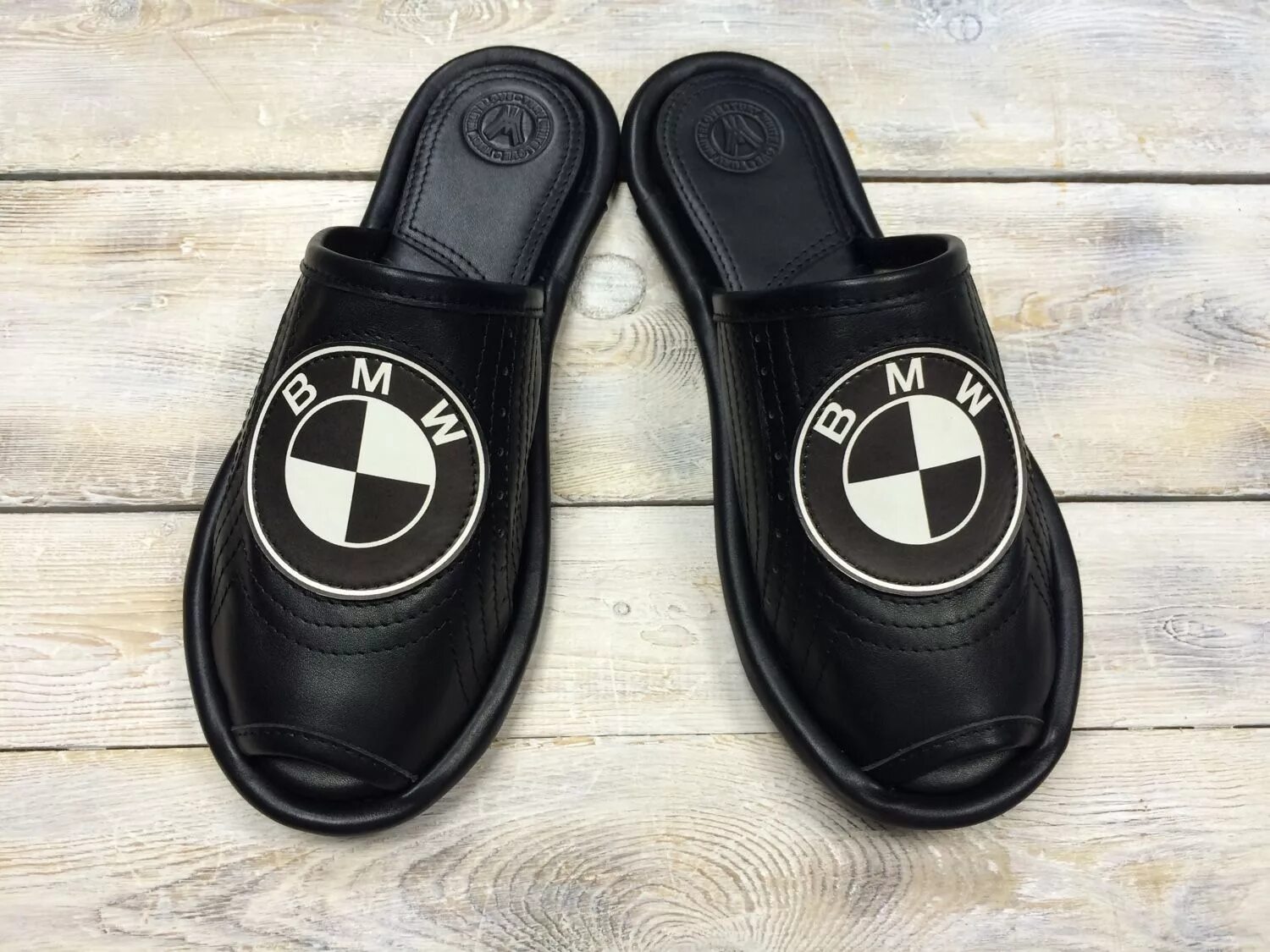 Тапочки BMW