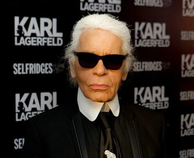 Karl Lagerfeld's Louis Vuitton punching bag costs $175,000 - Sports Illustrated