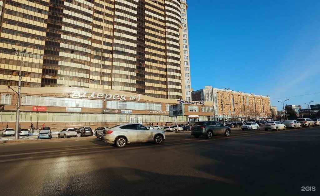 Бахетле магазин киров 25. Улица кирова 25 новосибирск. Новосибирск здание бахетле. Кирова 25 новосибирск. Бахетле новосибирск на кирова.