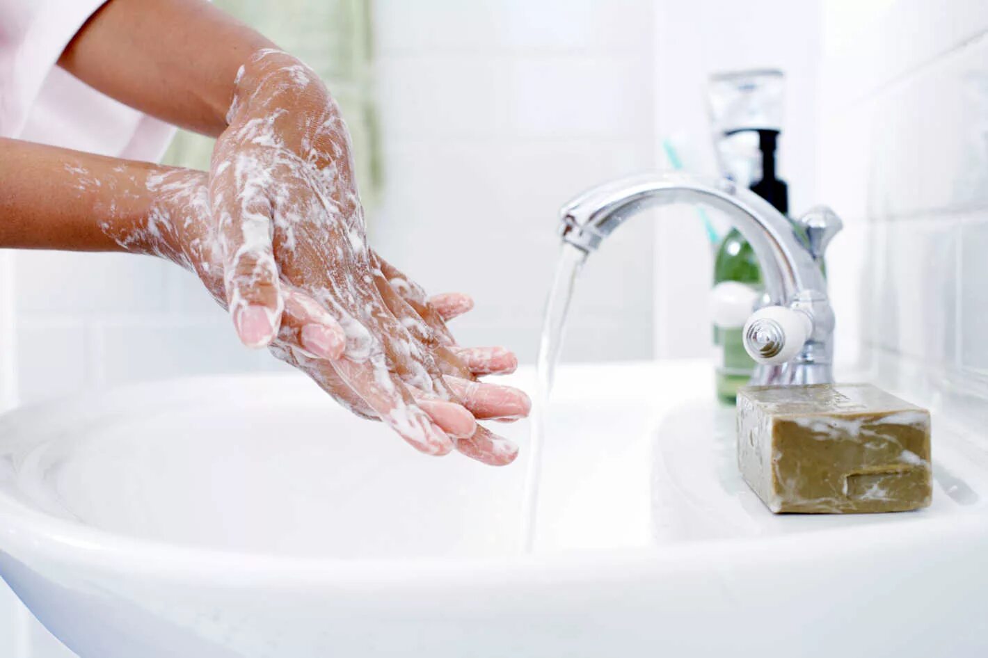 Мытье. Мытье рук. Гигиена мытья рук. Личная гигиена мытье рук. Несоблюдение правил личной гигиены.