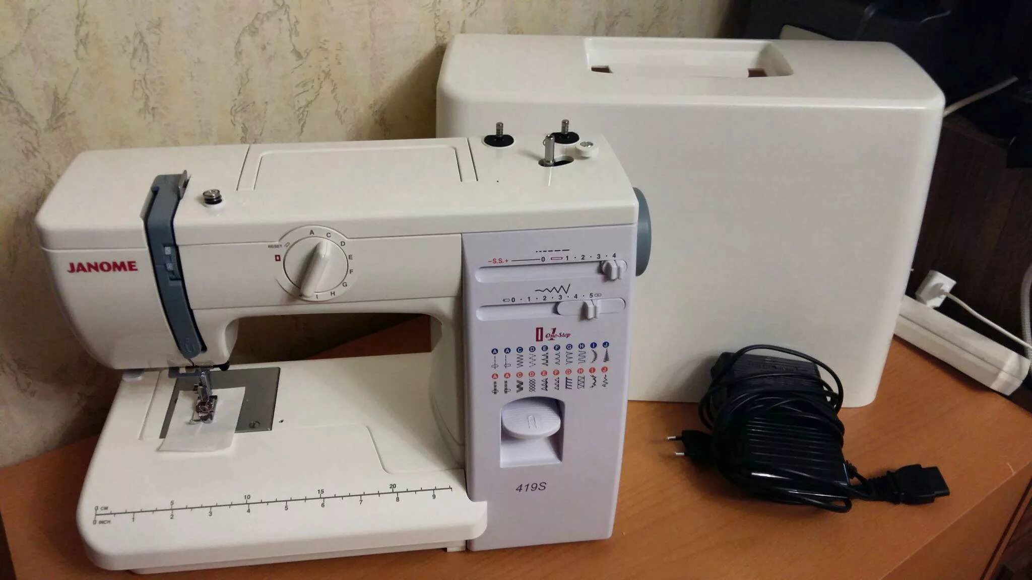 Швейная машина джаноме 5519. Машинка janome 5519. Швейные машинки janome 5519 в аалбересе. Машинка janome 5519. Швейная машина джаноме 419s.