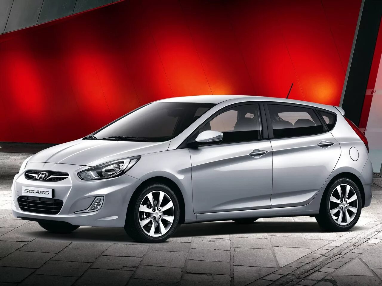 Хендай солярис 2010. Hyundai Solaris Hatchback. Hyundai Solaris хэтчбек. Hyundai Accent 2012. Hyundai Solaris 2010.