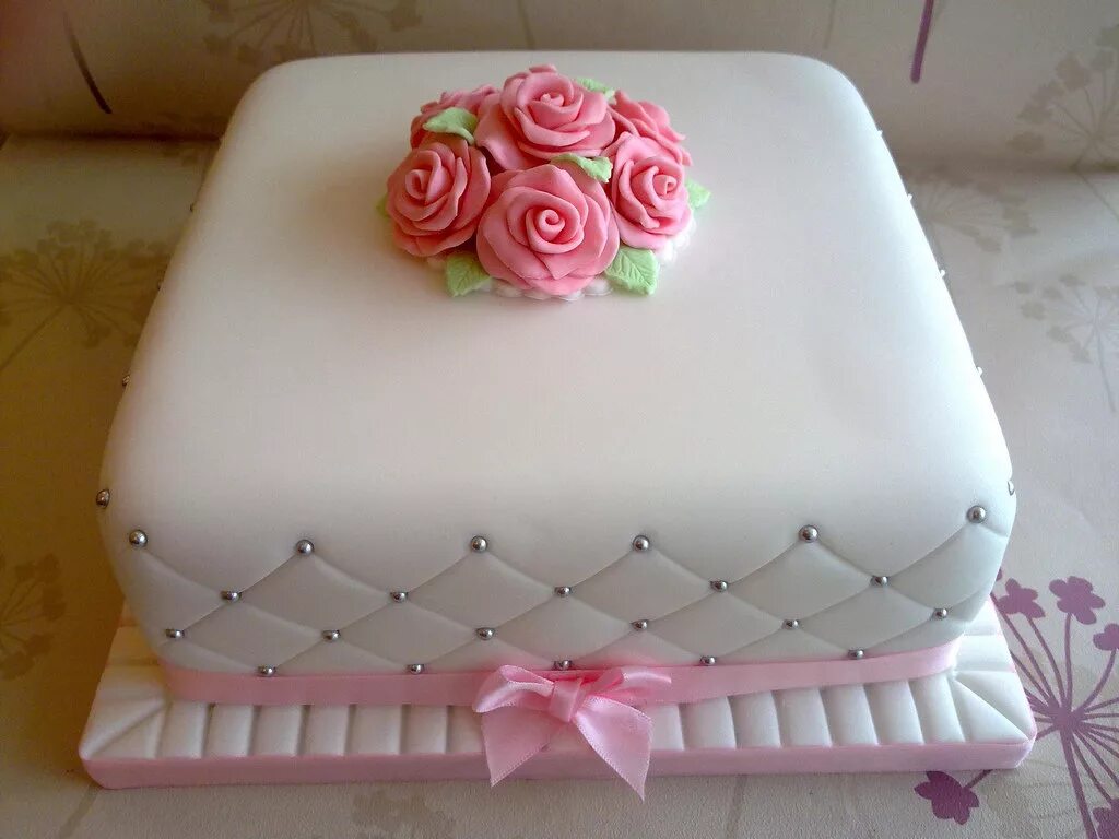 торт квадратный мастика. торт на свадьбу квадратный одноярусный. торт квадратный мастика. прямоугольный торт. квадратный свадебный торт.