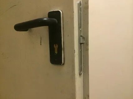 Помощь дверью