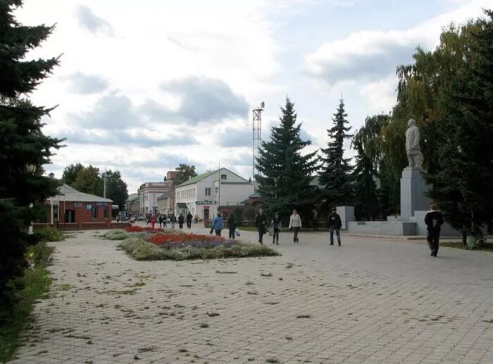 Ряжск фото. Центральной площадью города ряжск.. город ряжск рязанской области. памятник ленину в ряжске. аллея героев ряжск.