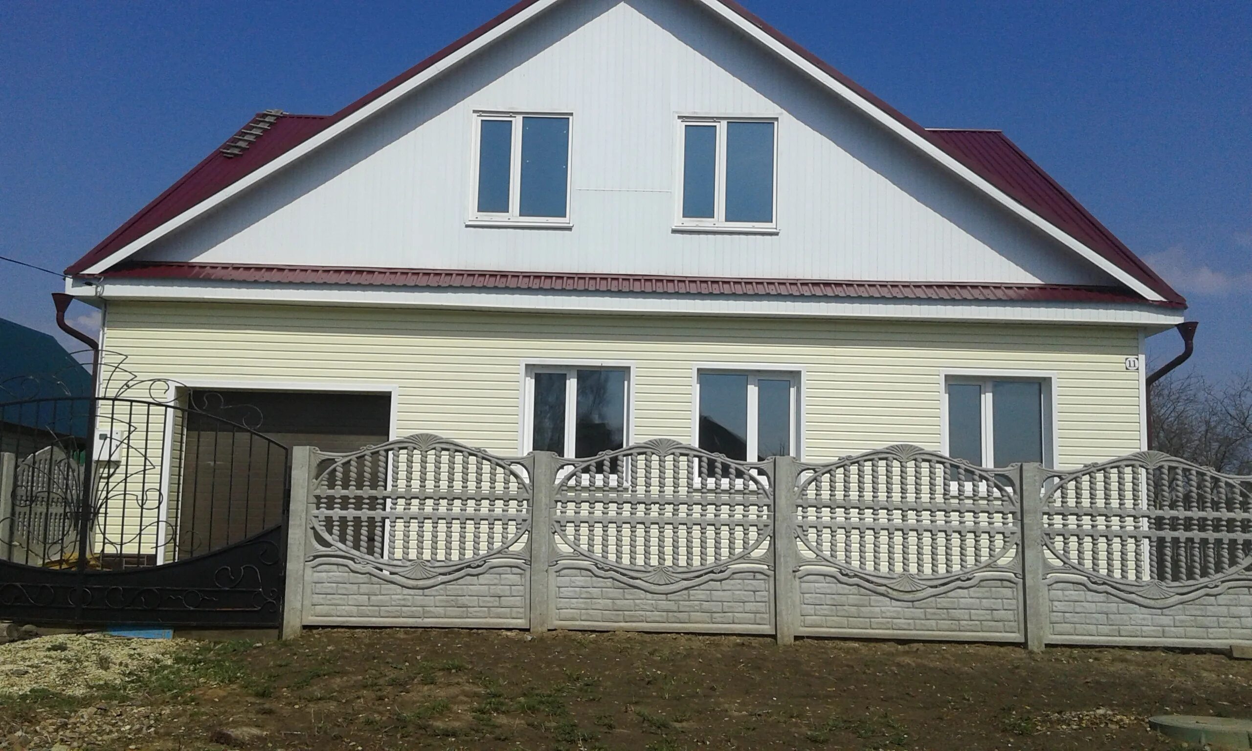 дом 8х8. 22б. дом в елизарьево. дом 8 на 8. план дома 8 на 8 с мансардой.