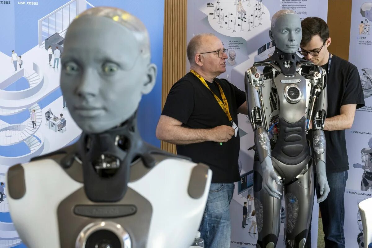 Robots say. Робот человек. Робот с искусственным интеллектом. Гуманоидный робот. Роботизированный человек.