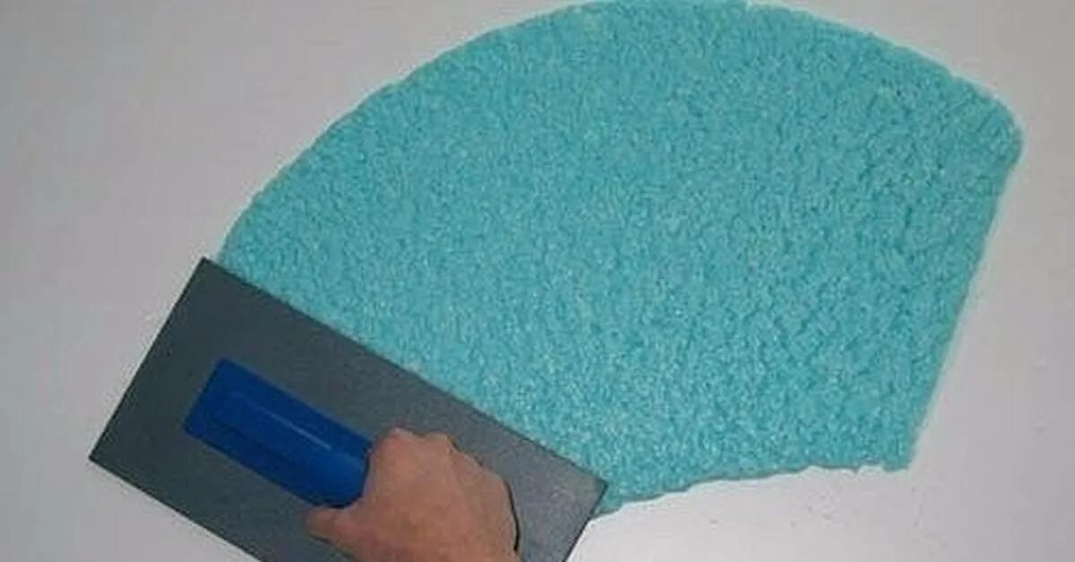 Жидкие обои нанесение. Жидкая штукатурка для стен. Жидкие обои нанесение. Декор жидкими обоями. Шелковая штукатурка нанесение.