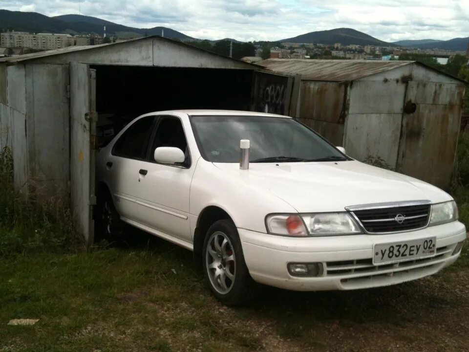 Ниссан санни 14 кузов. Nissan Sunny b14. Nissan Sunny 1998. Ниссан Санни в14. Ниссан Санни 98г белая.