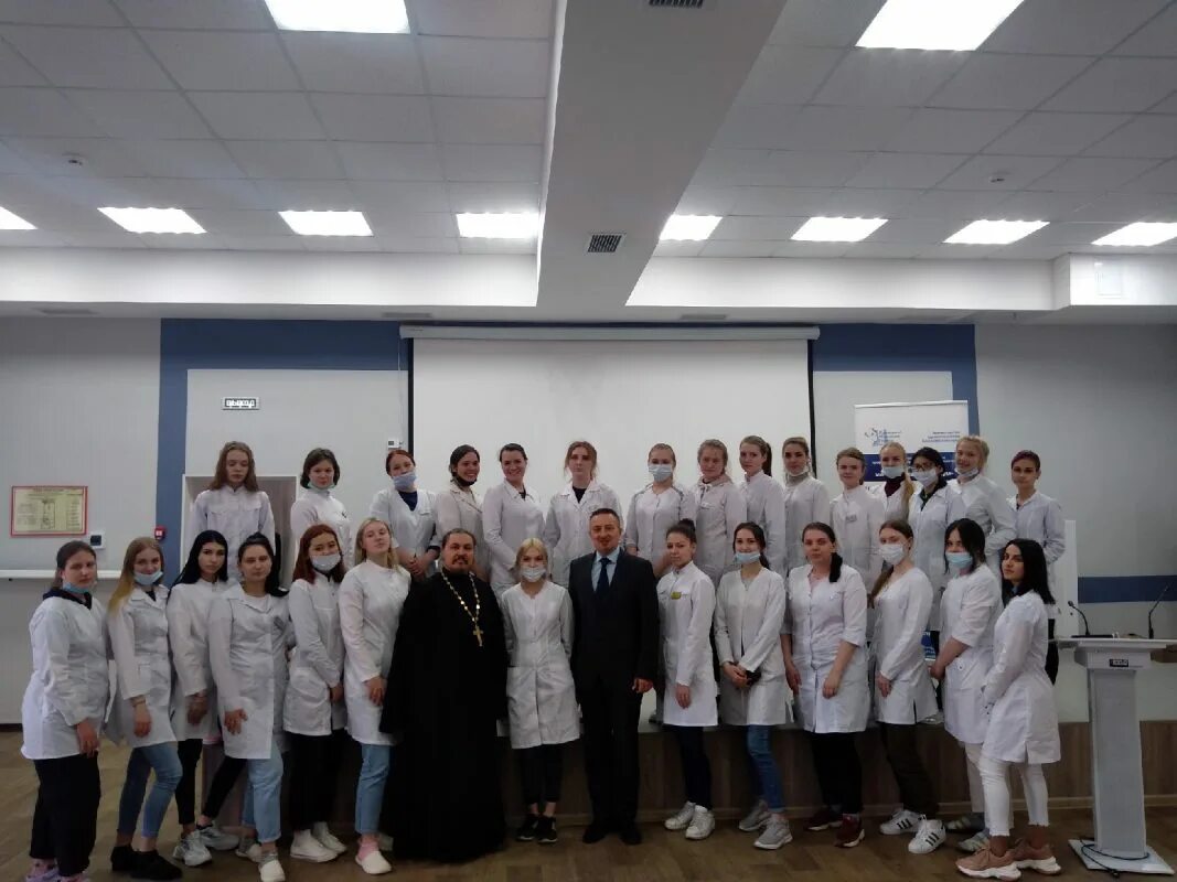 Красноярский базовый медицинский колледж имени в. Красноярский медицинский. Медицинский колледж воркута. Кбмк красноярск. Медколледж в красноярске.