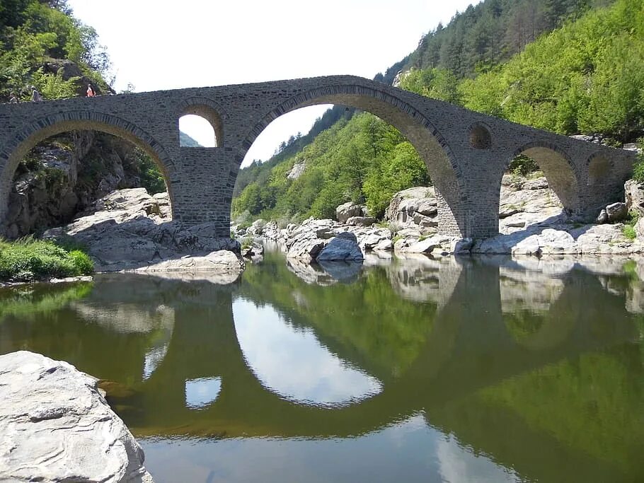 Родопы. Мост дьявола (Devil’s Bridge. Арочный мост Македония. Родопы Болгария. Чертов мост.