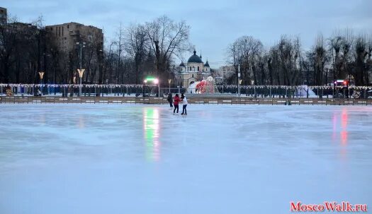 Таганский парк купить билет. Таганский парк каток. Каток электронный лед Таганский парк. Каток на Таганке. Каток в Таганском парке.