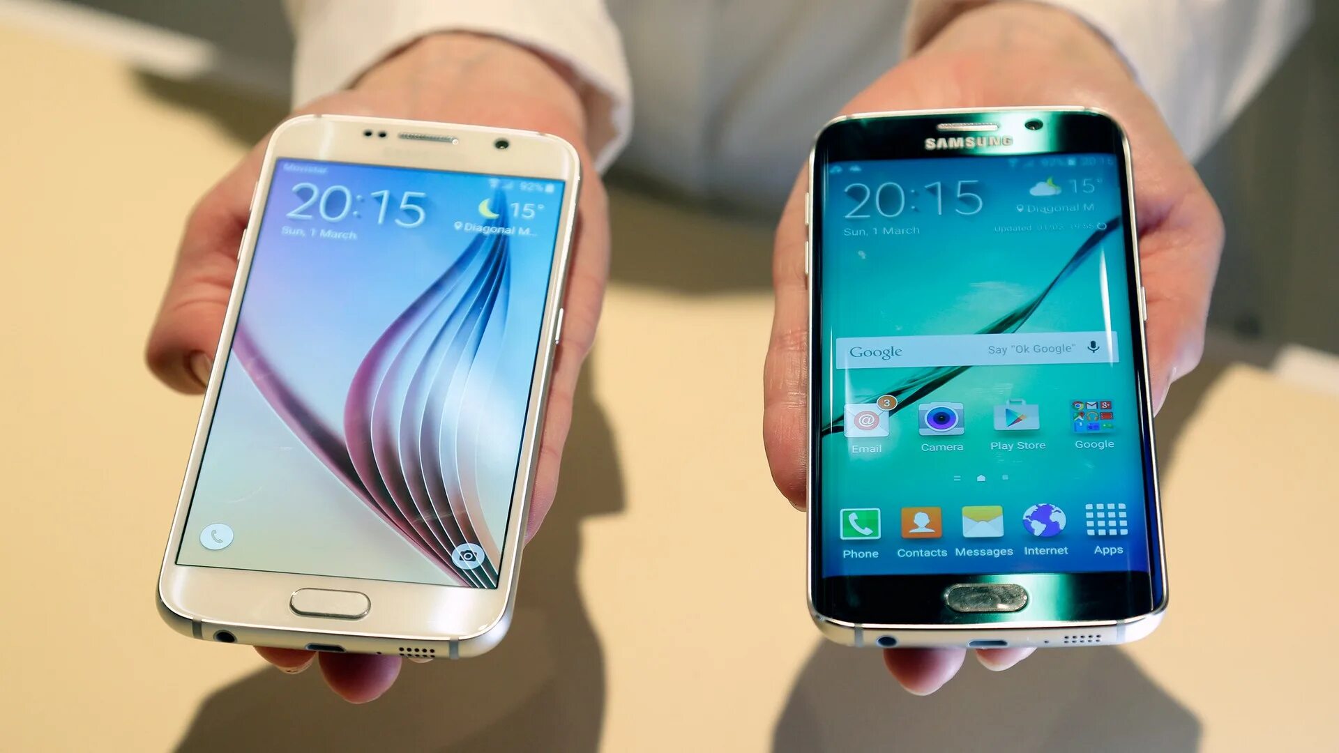 Самсунг новые версии. Samsung s6 2016. samsung galaxy s6 2017. самсунг s6 2015 года. самсунг s6 edge в руке.