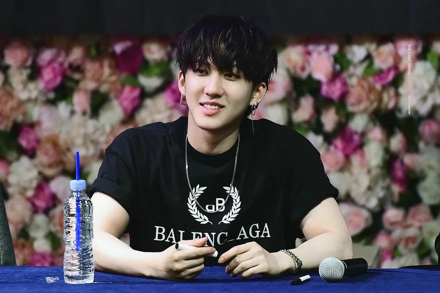 Чанбин пассив фф. Чанбин stray kids. со чанбин stray kids 2019. чанбин stray kids пресс. stray kids miroh чанбин.