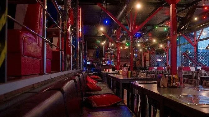 Бар на флаконе. Контора воронеж кальянная. Ресторан стопка. Bar discount 90 на пушкинской. Бар стопка.