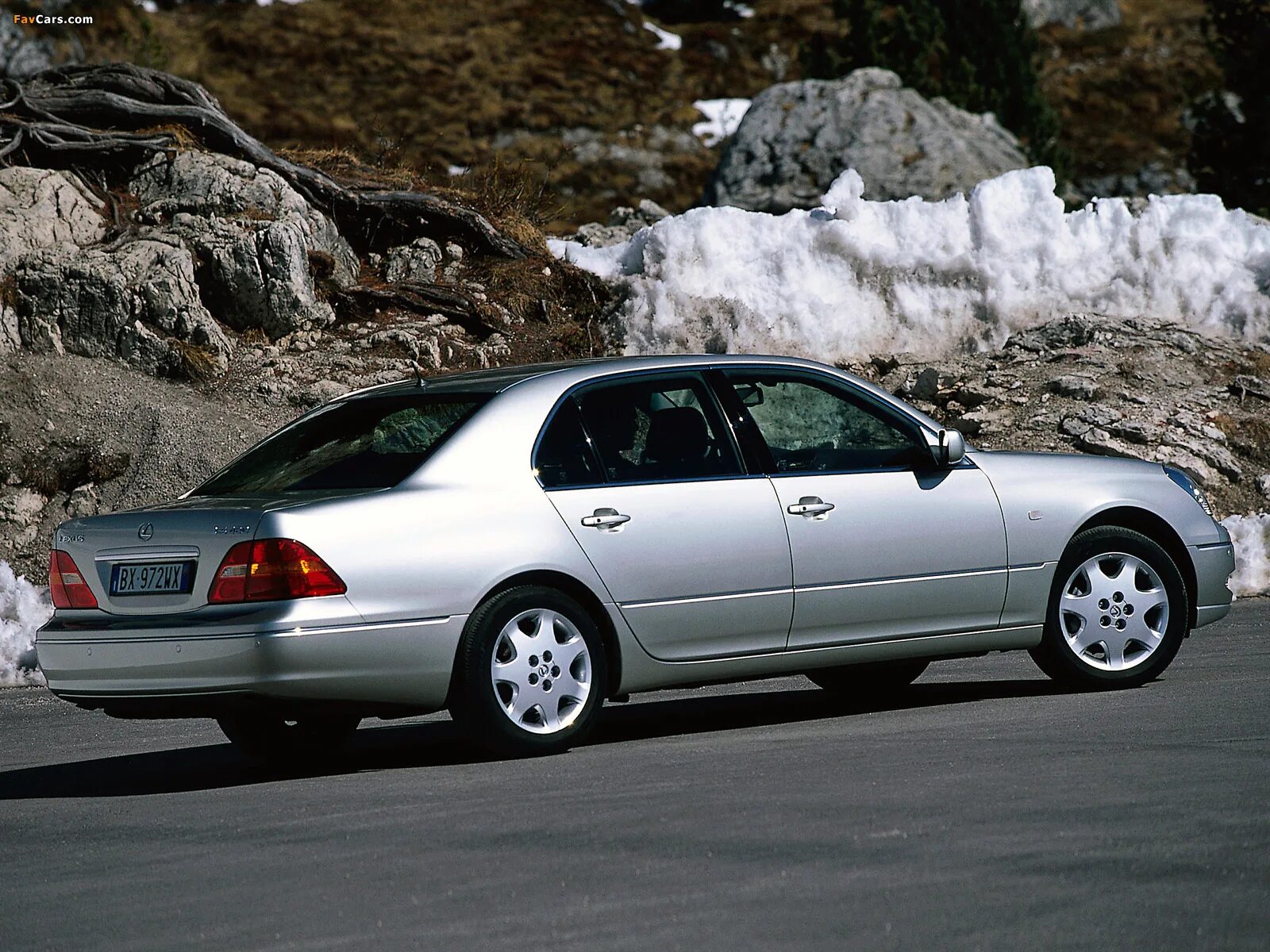 Lexus 2000 года. Лексус лс 2000. Лексус седан 2000. Лексус лс 430. Лексус седан 2003.