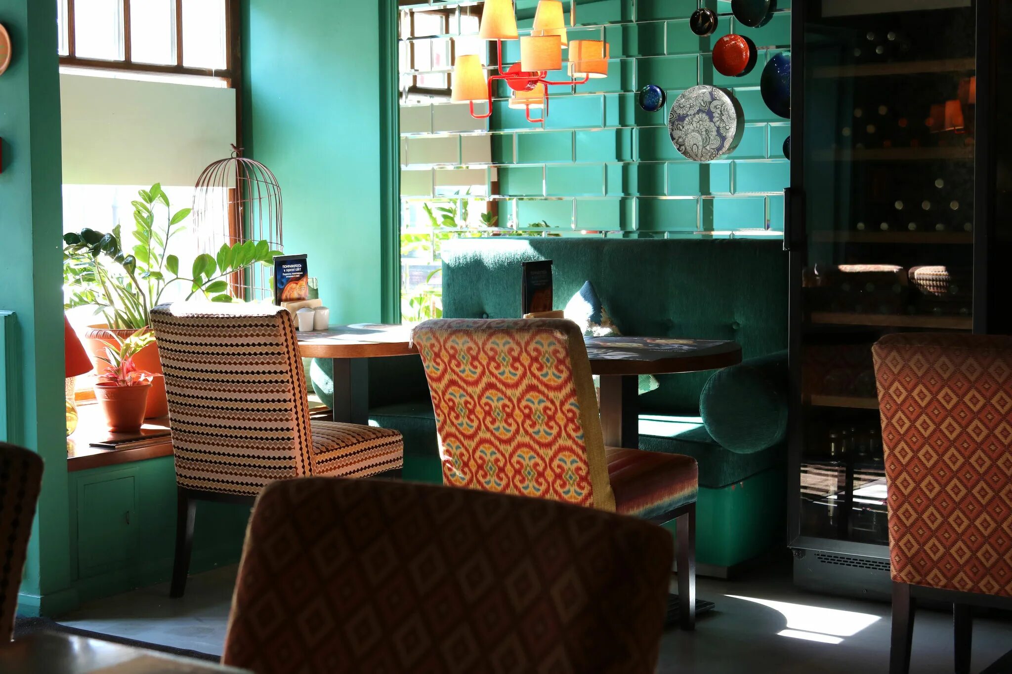 Тверская ямская грузинский ресторан. Саперави обнинск ресторан. Саперави покровка. Саперави покровка. Саперави кафе в москве.