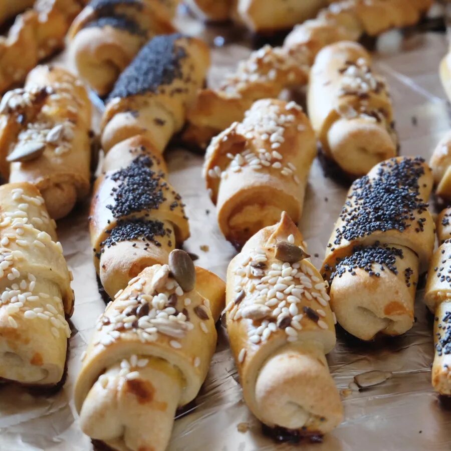 как сделать творожные рулетики. творожные рулетики в духовке. песочные рулетики. творожные рулетики с творогом. творожные рулетики.