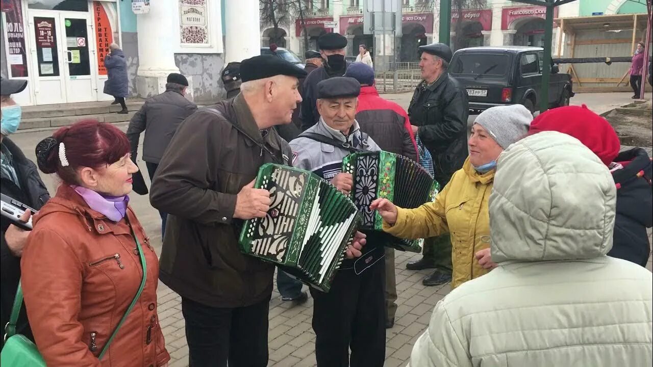 Сквер гармонистов в Орле. Орловская гармонь сквер гармонистов. Парк гармонистов в Орле. Гармонисты орла и Орловской области. Орел гармонисты