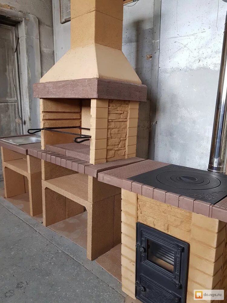 Мангальная зона с тандыром казаном. Центр барбекю. Центр барбекю. Сборная мангальная зона. Горн барбекю.