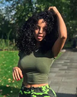 sexy ebony teen posing - makpa.com.