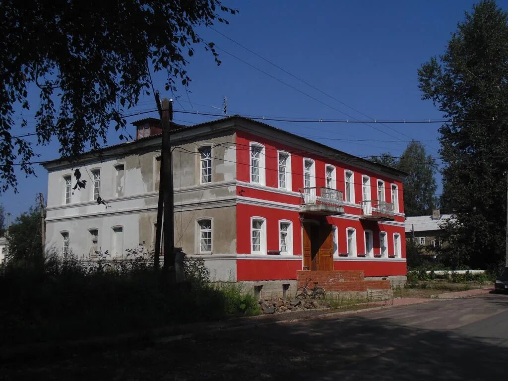 Купить квартиру в новой ладоге. Новая Ладога Пролетарский канал. Г.новая Ладога, Пролетарский канал, 3. Новая Ладога гостиница Радуга. Город новая Ладога гостиница.