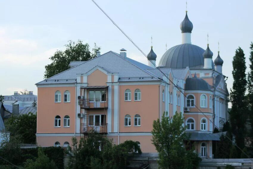 Pravoslavny Prikhod Khrama V chest prepodobnogo Sergiya Radonezhskogo, orthodox 