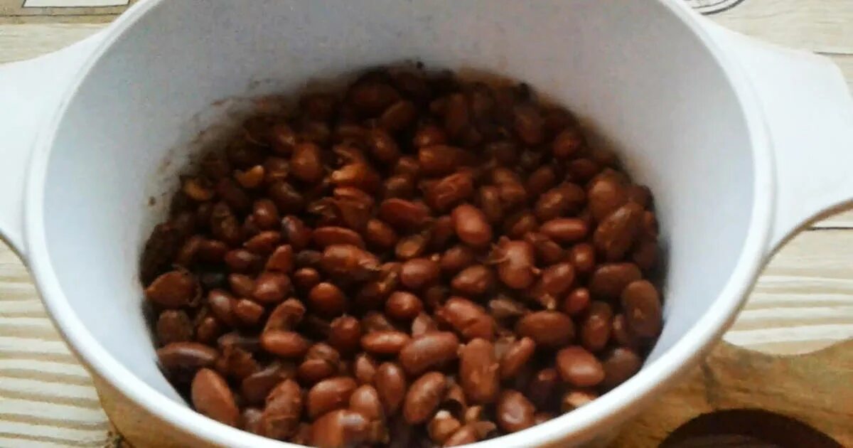 Как быстро сварить фасоль красную без замачивания. Фасоль в кастрюле. Фасоль способ приготовления. Как быстро сварить фасоль красную без замачивания. Варка фасоли для гарнира.