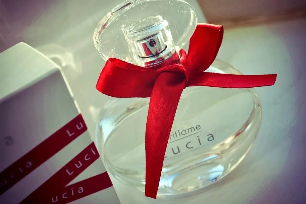 Lucia oriflame