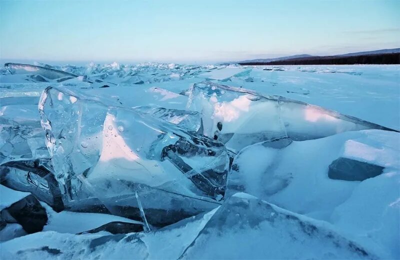 Северный ледовитый океан хаос торосов долгая. Торосы Северного Ледовитого океана. Ледяные Торосы Северного Ледовитого океана. Торосы на Чудском озере. Торосы в Северном Ледовитом.