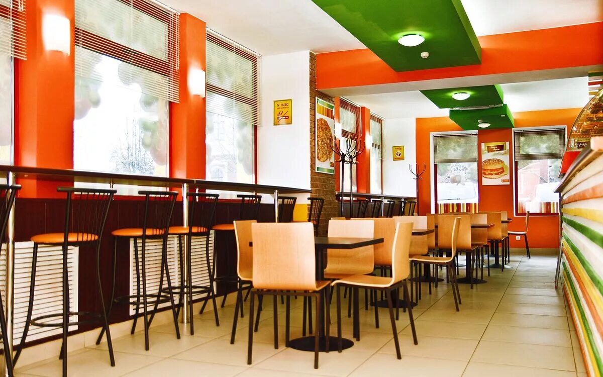 Интерьер фаст фуд кафе. Ресторан быстрого питания курск. Рестораны быстрого. Кафе фаст фуда. Кейси ресторан быстрого питания.