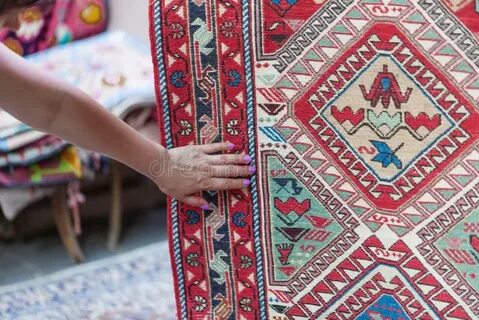 Что означает ковер в аэропорту
