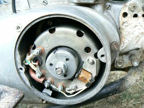 генератор 2мк 208. генератор восход 3м 90 ватт. генератор мотоцикла восход 3м 12. генератор иж юпитер 12в. 3701 14v 90w.