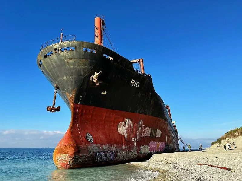 Штурвал корабля. Матросы на паруснике. Капитан за штурвалом. Матросы на корабле. Стендовый моделизм корабли.