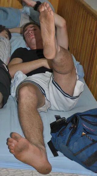 Феет бойс. European boys feet. Пятки мальчиков. Boy feet stories. Boy feet stories.
