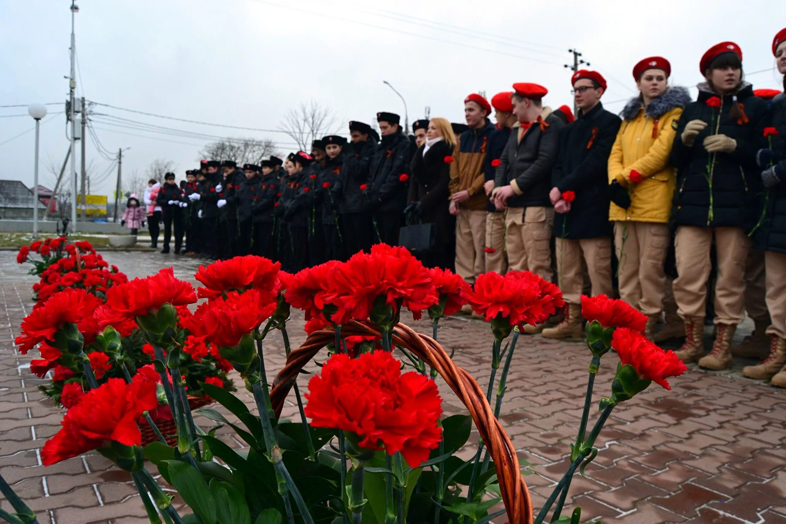 Апшеронск парк юность история. Апшеронск центр города. Погода в апшеронске днем. Погода в апшеронске на 3 дня. Погода в апшеронске днем.