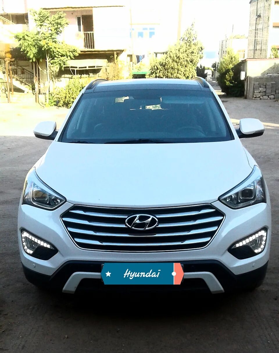 Купить гранд санта фе. Hyundai Grand Santa Fe. Hyundai Grand Santa Fe 2014 3.3. Hyundai Grand Santa Fe 2014. Хендай Санта Фе 3.5.