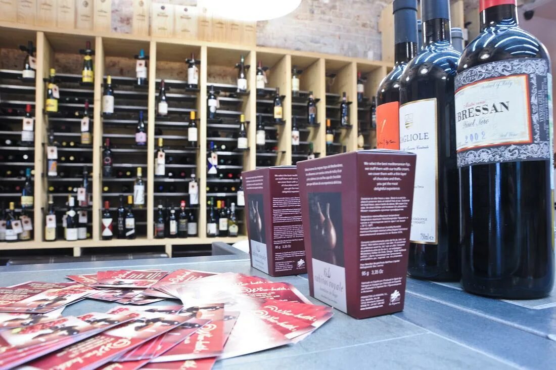 Интернет магазин вин москва. Вино winestyle. Магазин вин. Винные магазины в москве. Алкоголь winestyle.