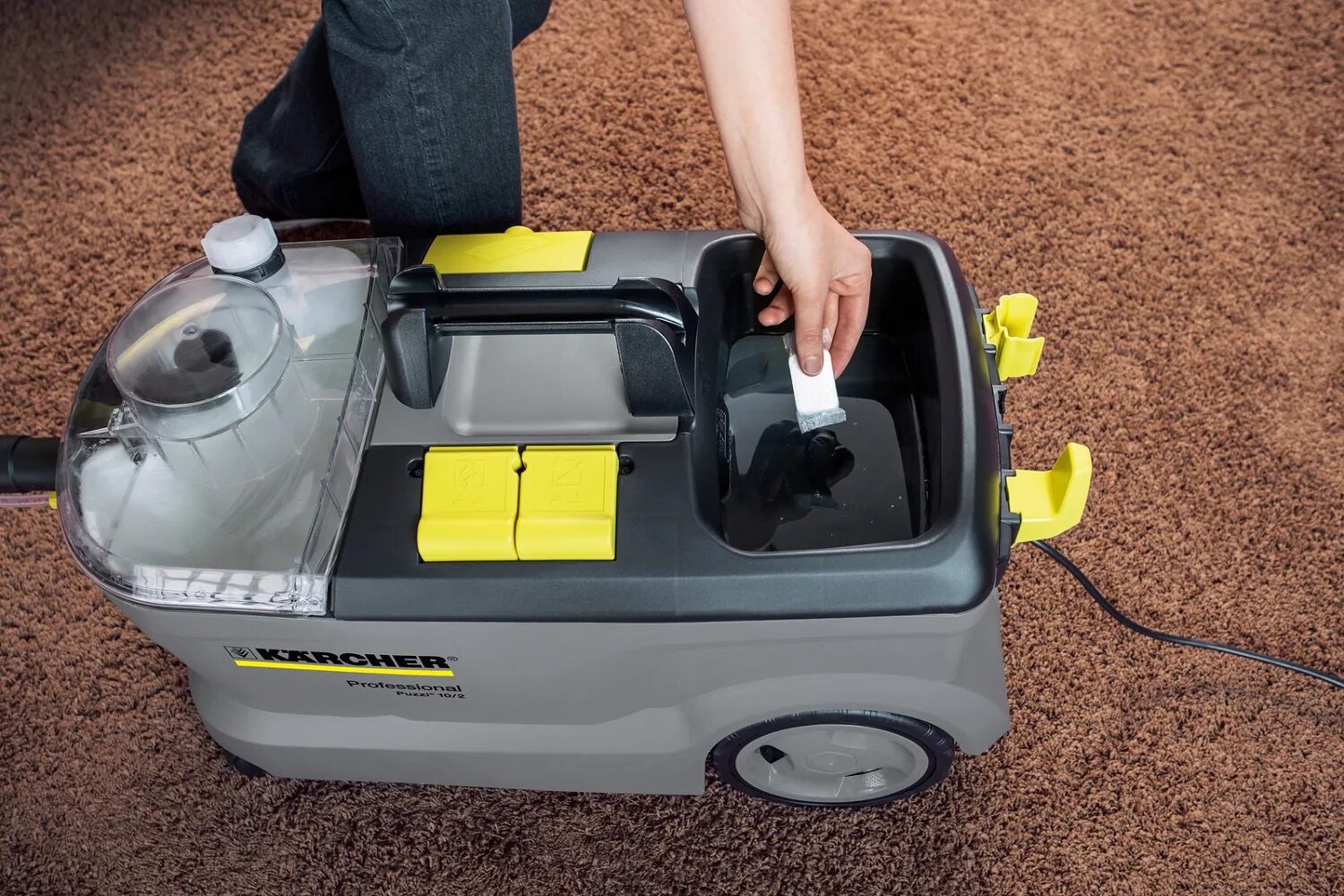 Пылесос для дивана керхер. Puzzi 101. karcher professional puzzi 101. химчистка karcher puzzi 101. моющий пылесос puzzi 102 adv.