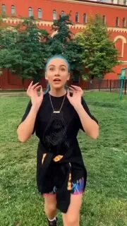 Лысая миа бойка