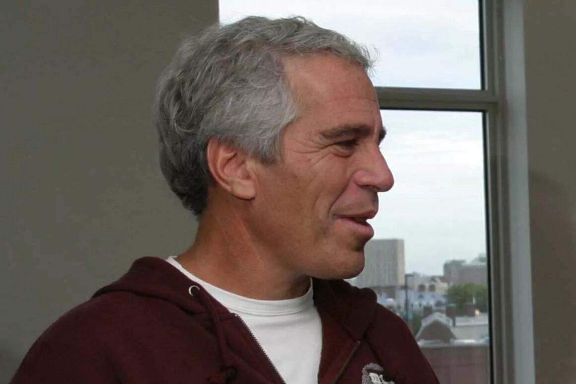 Эпштейн это. Джеффри эпштейн. epstein. миллиардера джеффри эпштейна. харви эпштейн.